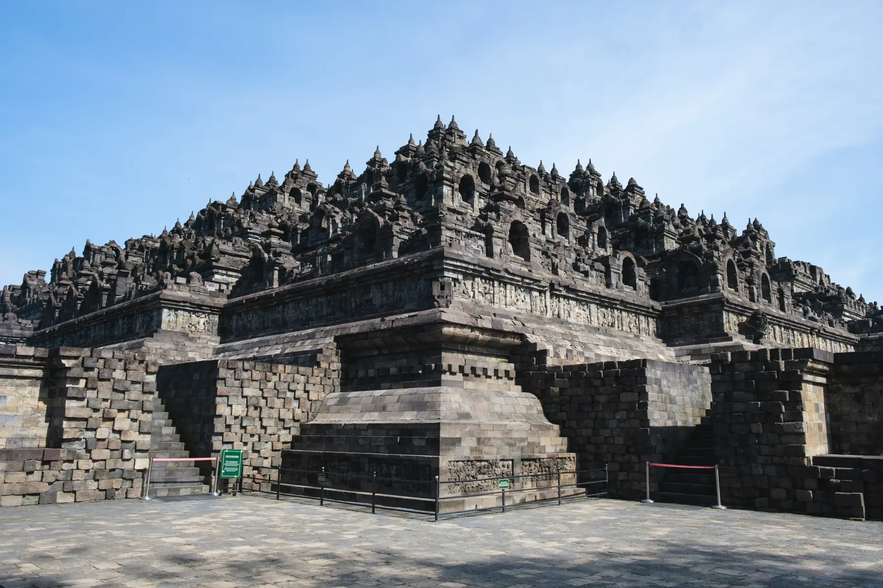 Borobudur & Prambanan in Indonesia, photograph 2