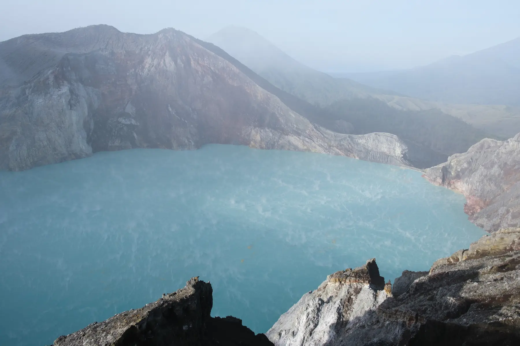 Volcanoes in Indonesia, photograph 4