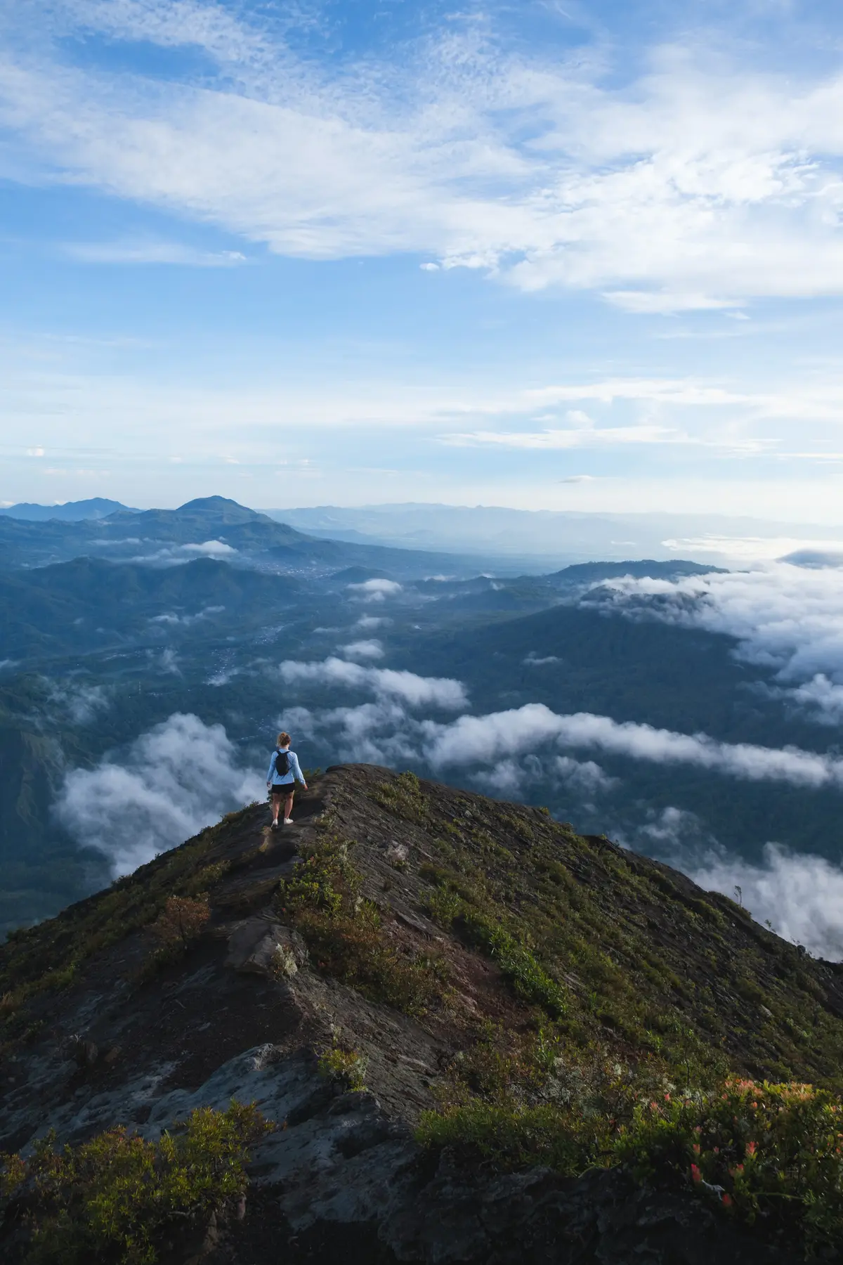 Volcanoes in Indonesia, photograph 6