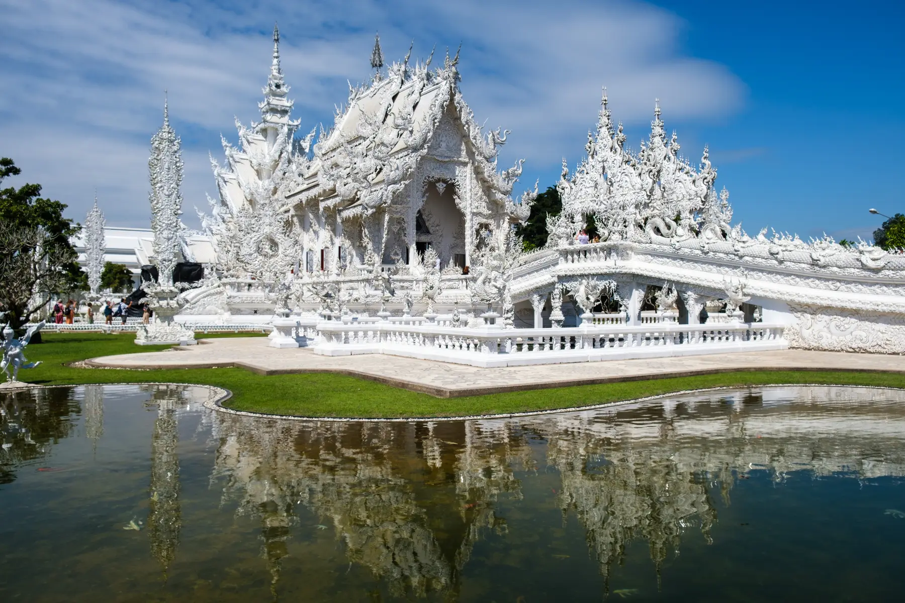 Temples in Thailand, photograph 6